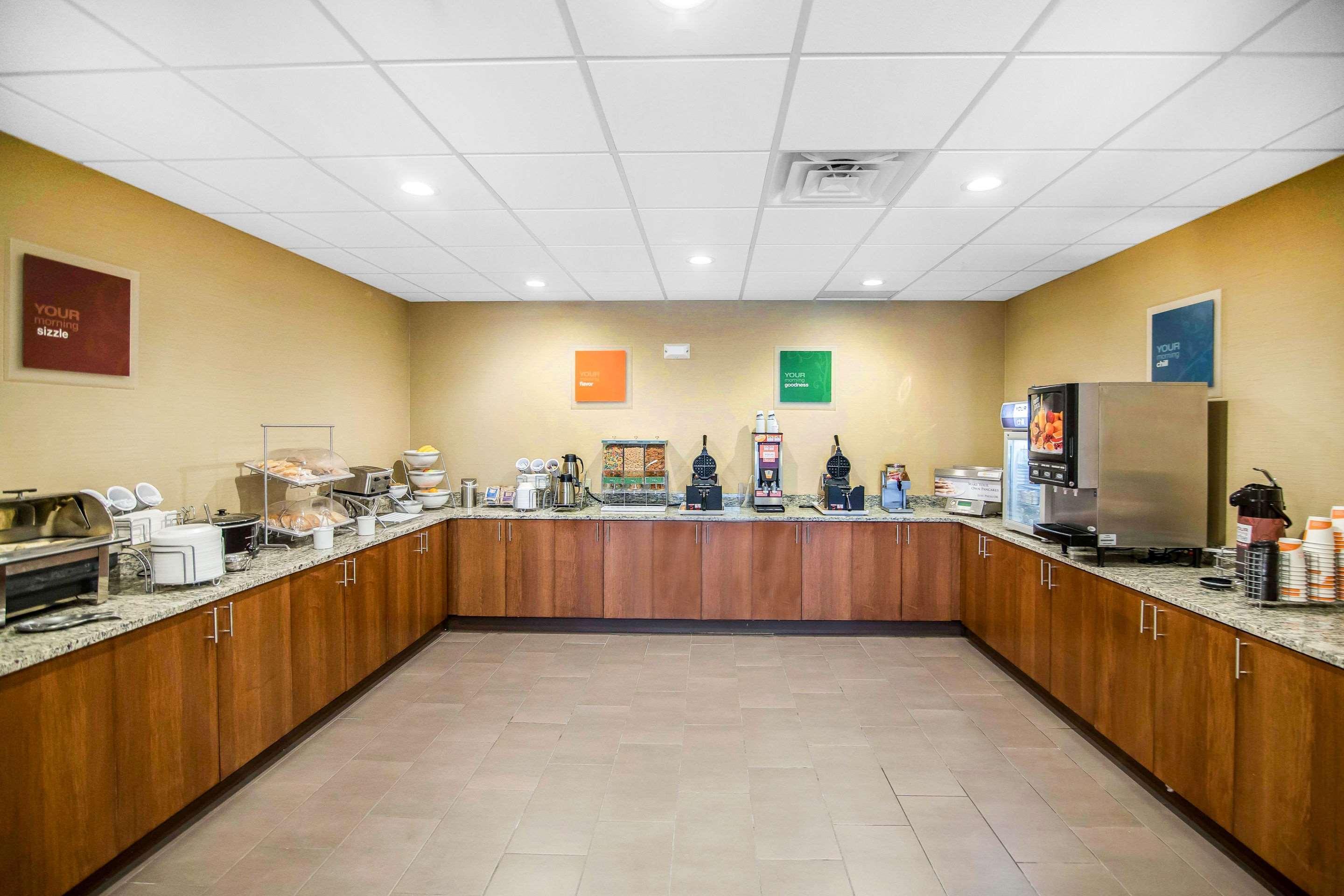 Comfort Suites - Dodge City Ngoại thất bức ảnh